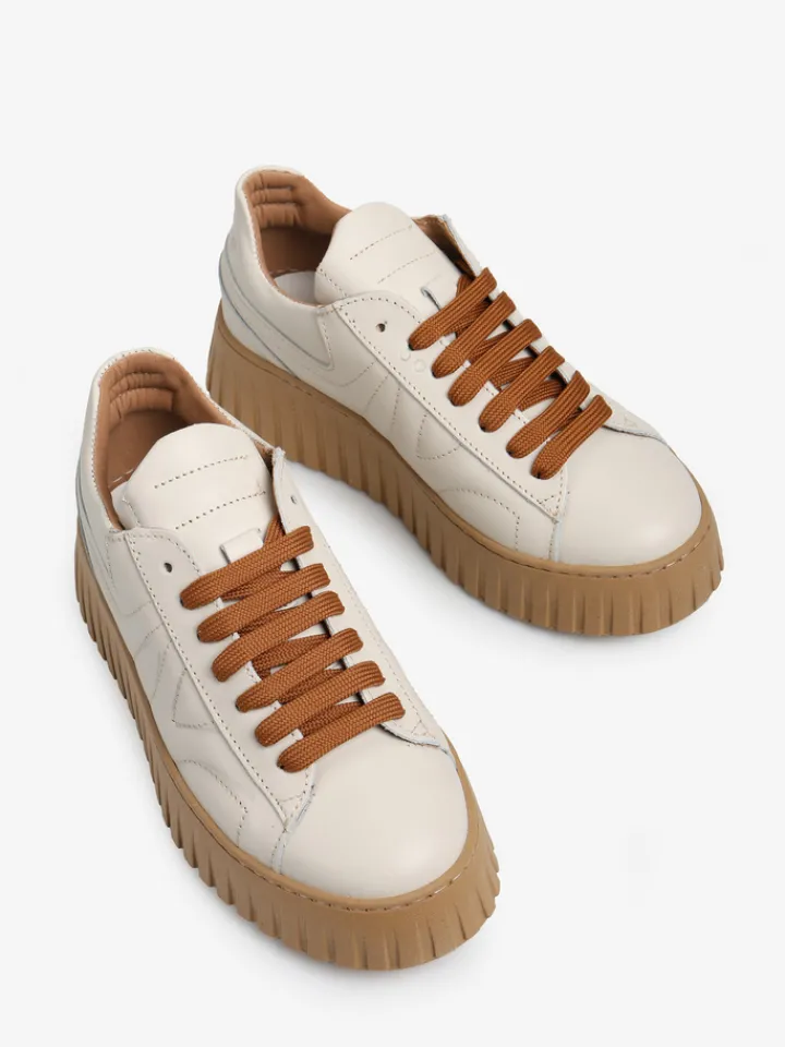 HEGO'S MILANO KREMOWE SNEAKERSY