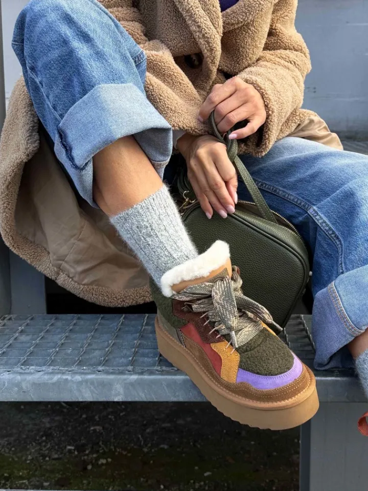 HEGO'S MILANO SNEAKERSY